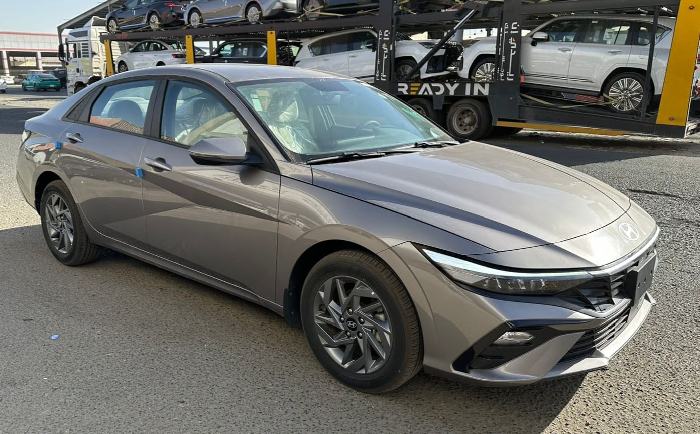 Hyundai Elantra Smart